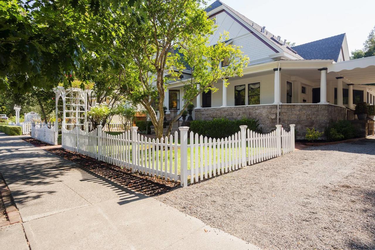 Bancroft Inn Of Sonoma Exterior photo